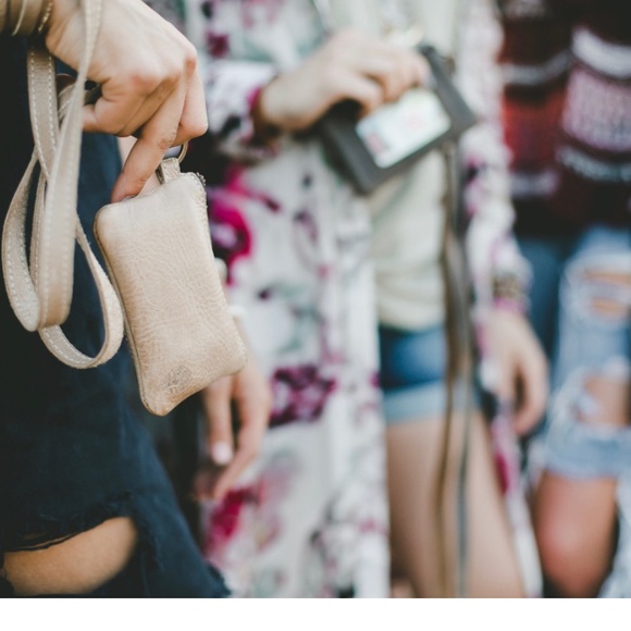 Oak River Brown Black Espresso Leather Lanyard ID Keychain Zippered - Picture 5 of 5